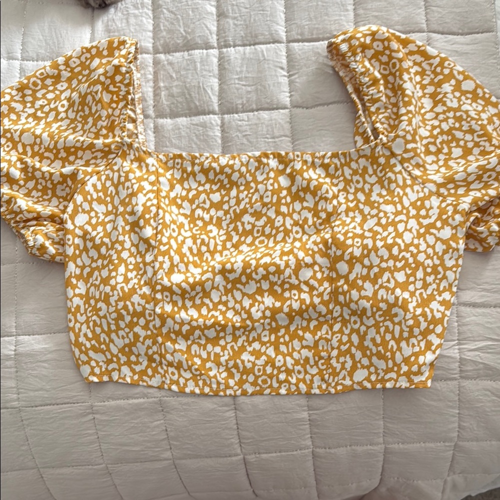 Yellow Puff Sleeve Crop Blouse with Ruched Detail- Open back